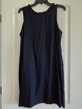 Crown & Ivy Women's Short Sleeve Ruffle Knit Shift Dress